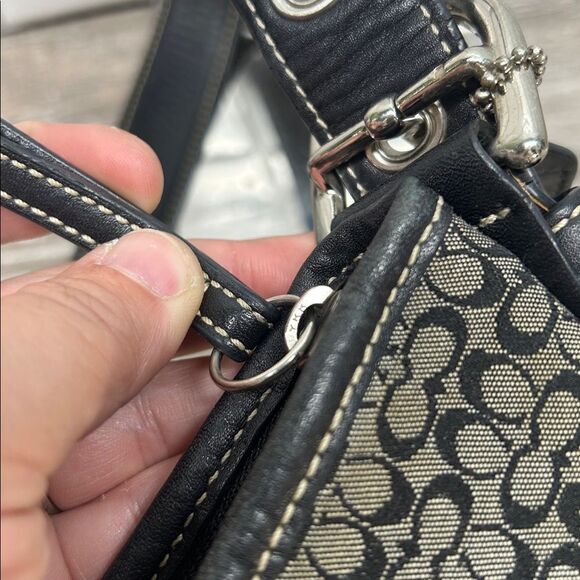 Coach black gray signature soho crossbody and wallet set - Picture 10 of 17